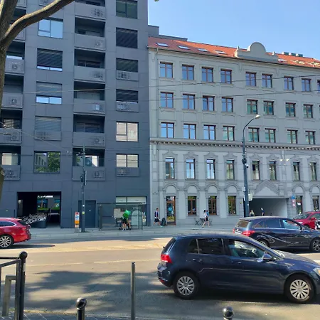 Sag In The Heart Of The Old Town Free Parking Free Wi-fi Pressburg